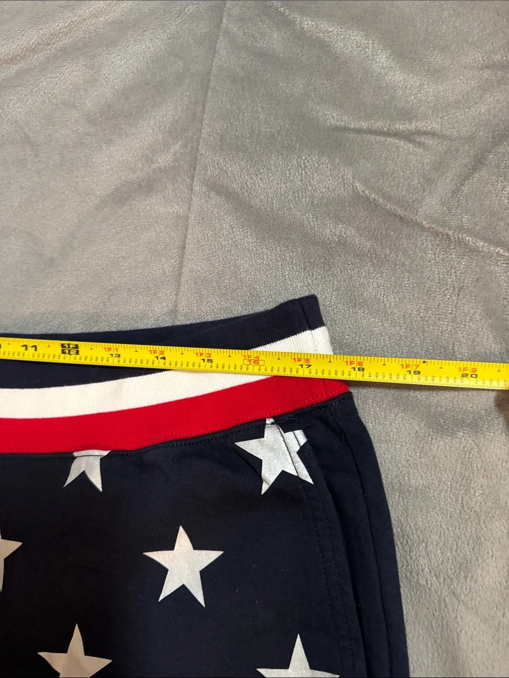Polo by Ralph Lauren Performance patriotic print 76% cotton athletic shorts Sz L